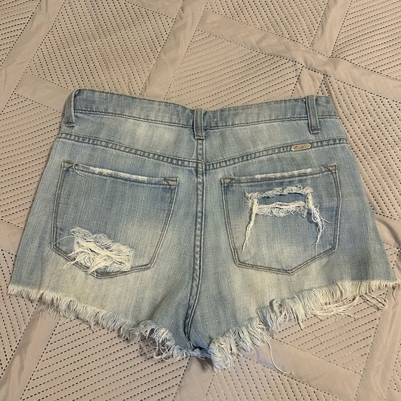 KanCan Shorts - Picture 3 of 3